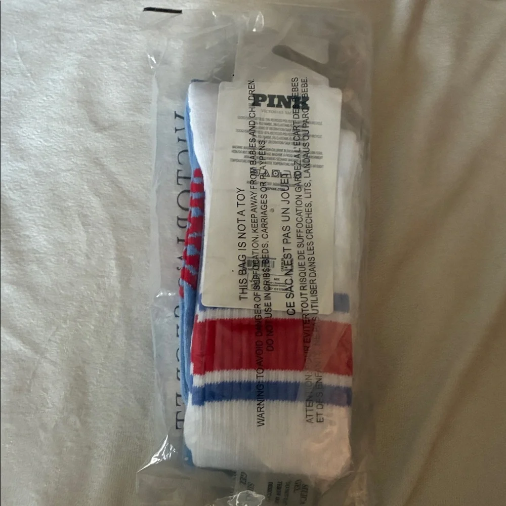 PINK Victoria’s Secret 2-Pack Crew Socks